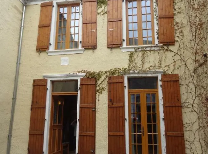 Le Pelerine Sauveterre-de-Bearn